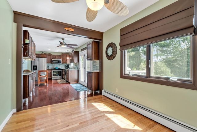 66 Sheaffer Rd, Barnstable, MA 02632