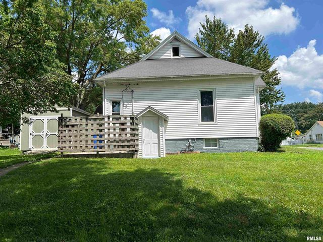 211 S MAIN Street, Athens, IL 62613