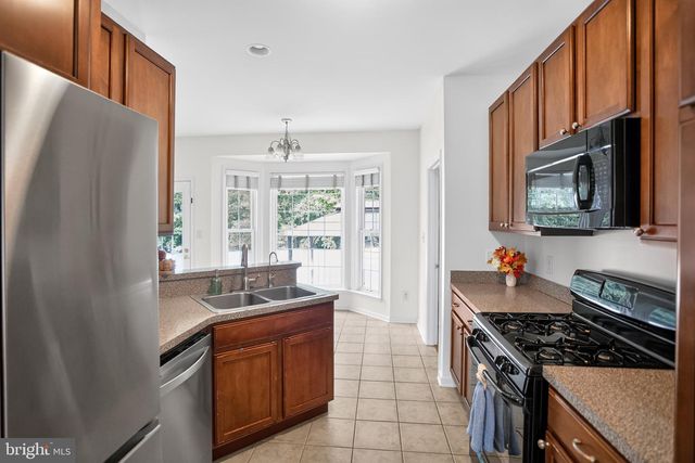 4 PRESCOTT LN, Fredericksburg, VA 22405