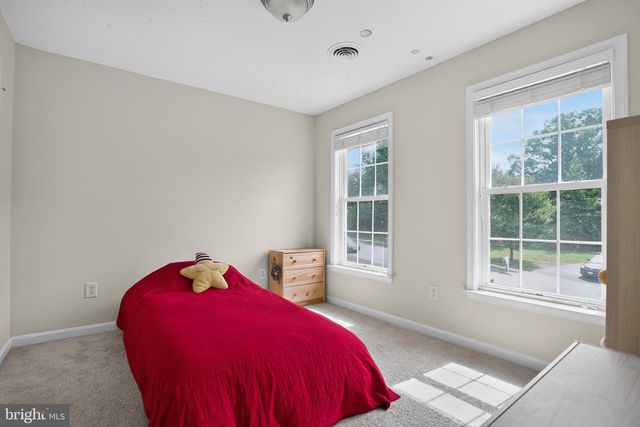4 PRESCOTT LN, Fredericksburg, VA 22405
