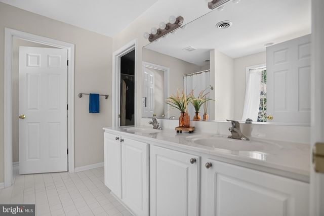 4 PRESCOTT LN, Fredericksburg, VA 22405