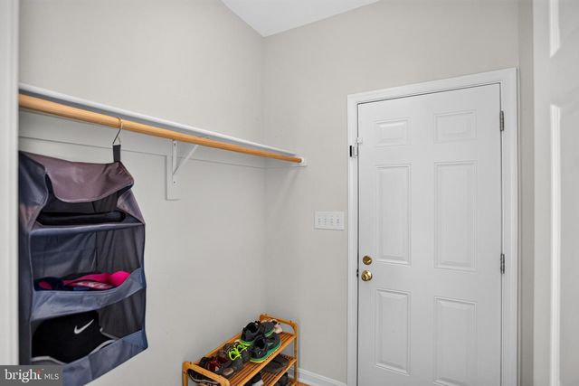 4 PRESCOTT LN, Fredericksburg, VA 22405