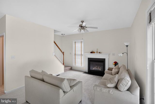4 PRESCOTT LN, Fredericksburg, VA 22405