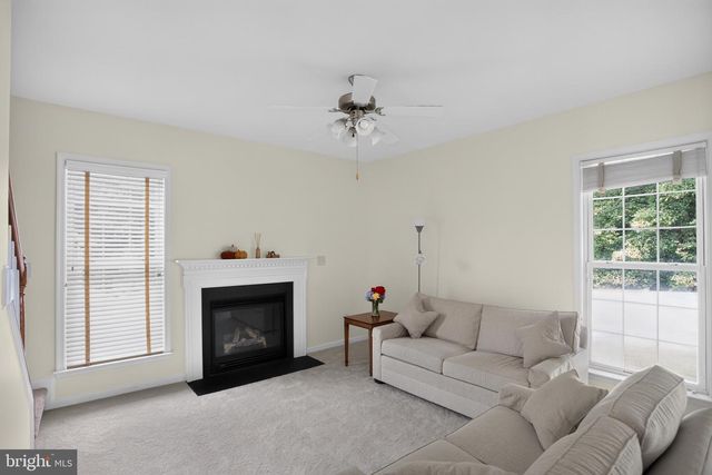 4 PRESCOTT LN, Fredericksburg, VA 22405
