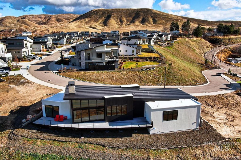 5775 S Brian Way, Boise, ID 83716 photo 11