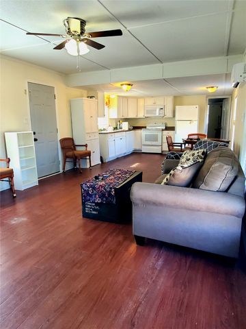 103 Hackberry Lane, Roanoke, TX 76262