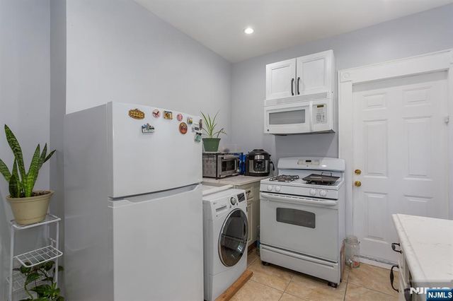 94 Summer Street, Passaic, NJ 07055