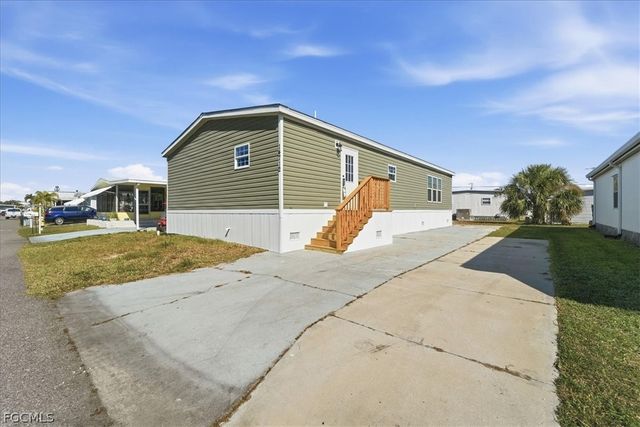 14712 Nantucket RD, North Fort Myers, FL 33917