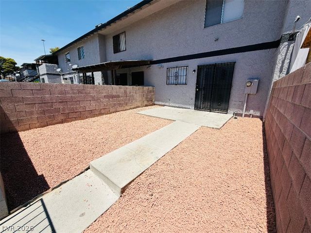 2201 Mars Avenue E, North Las Vegas, NV 89030