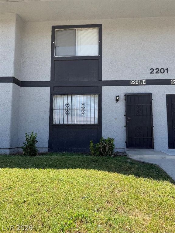 2201 Mars Avenue E, North Las Vegas, NV 89030
