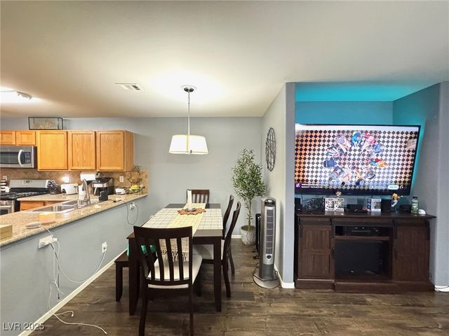 6263 Oread Avenue, Las Vegas, NV 89139