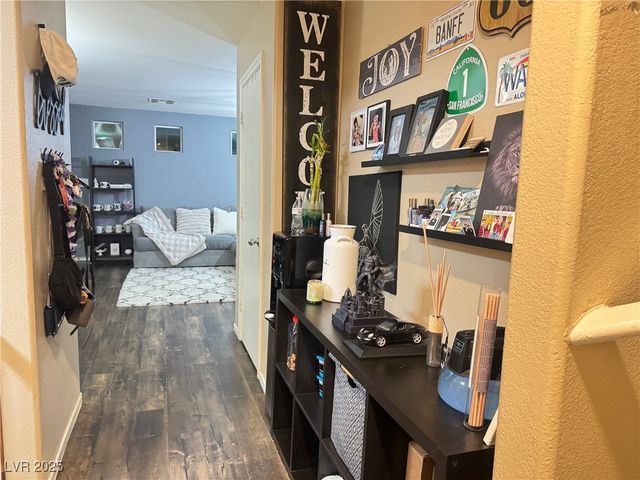 6263 Oread Avenue, Las Vegas, NV 89139