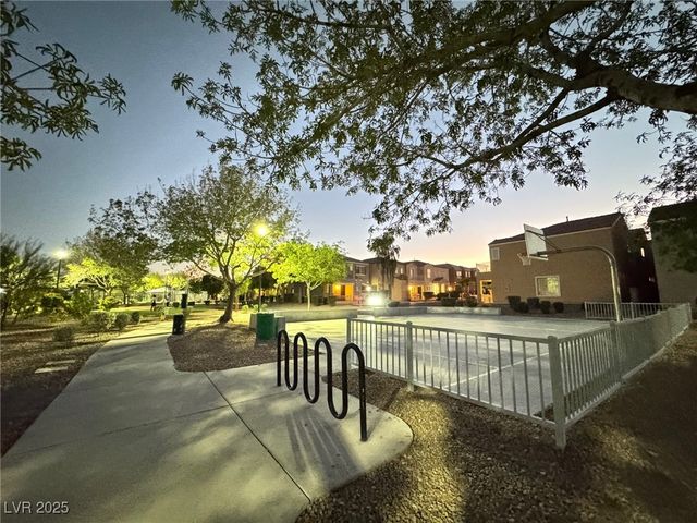 6263 Oread Avenue, Las Vegas, NV 89139