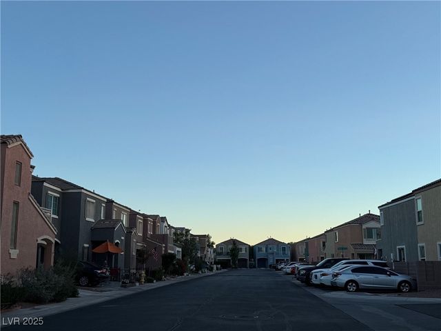 6263 Oread Avenue, Las Vegas, NV 89139