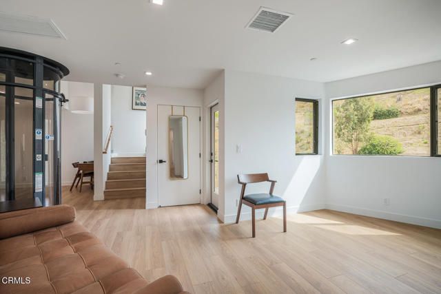 310 N Kalorama Street, Ventura, CA 93001