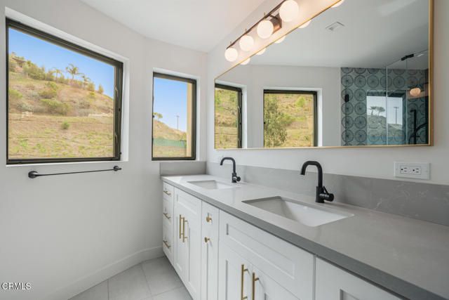 310 N Kalorama Street, Ventura, CA 93001