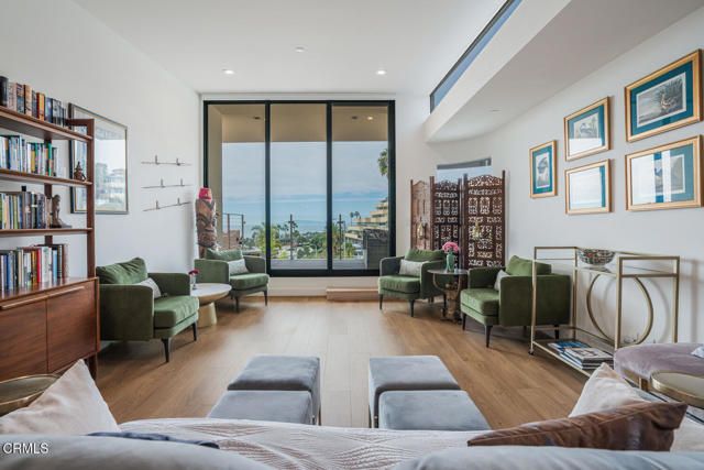 310 N Kalorama Street, Ventura, CA 93001