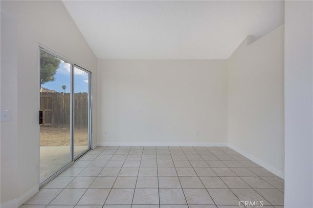 16142 Nippet Lane, Moreno Valley, CA 92551