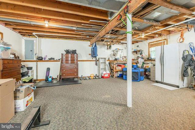 747 WILLOW DR, Gibbstown, NJ 08027
