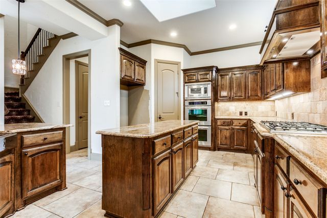 3606 Vineyard Way, Farmers Branch, TX 75234