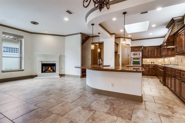 3606 Vineyard Way, Farmers Branch, TX 75234
