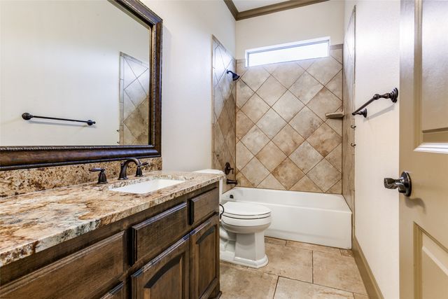 3606 Vineyard Way, Farmers Branch, TX 75234