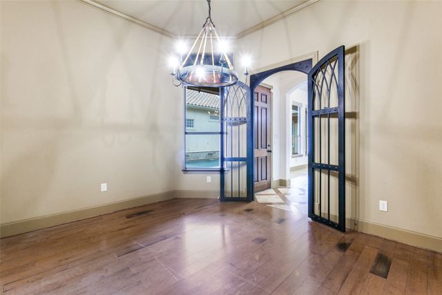 3606 Vineyard Way, Farmers Branch, TX 75234
