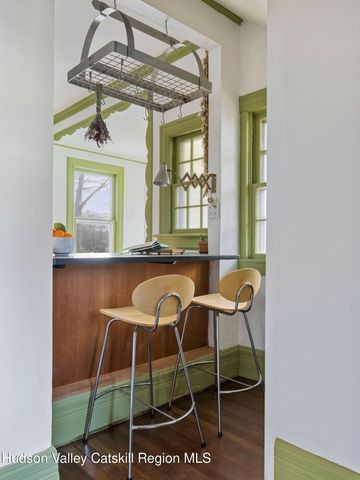 7432 S Broadway, Red Hook, NY 12571