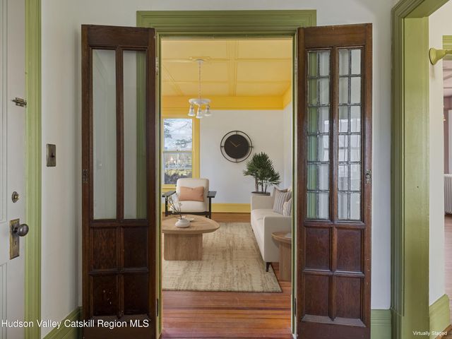 7432 S Broadway, Red Hook, NY 12571