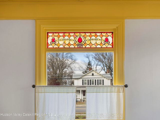 7432 S Broadway, Red Hook, NY 12571