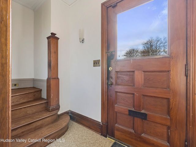 7432 S Broadway, Red Hook, NY 12571