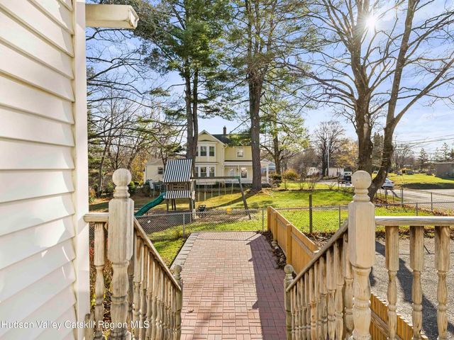 7432 S Broadway, Red Hook, NY 12571