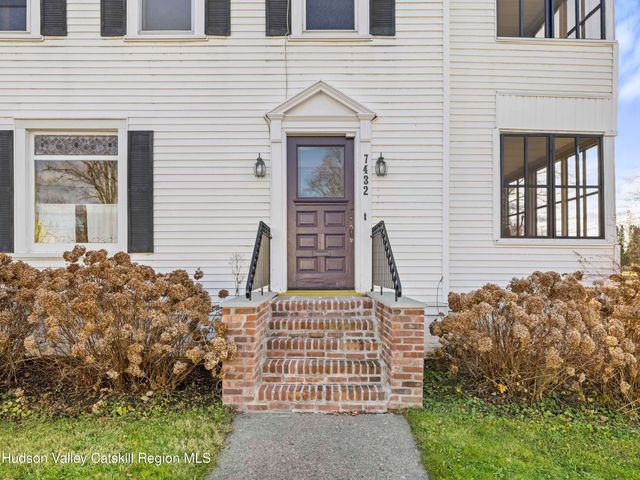 7432 S Broadway, Red Hook, NY 12571