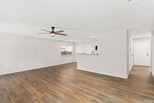 12831 Tarrytown, San Antonio, TX 78233