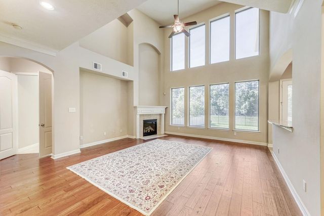 11 Spotted Lily Way, Magnolia, TX 77354