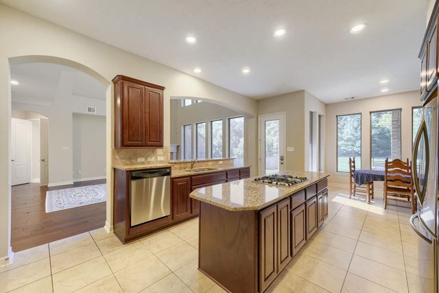 11 Spotted Lily Way, Magnolia, TX 77354