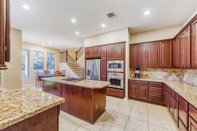 11 Spotted Lily Way, Magnolia, TX 77354