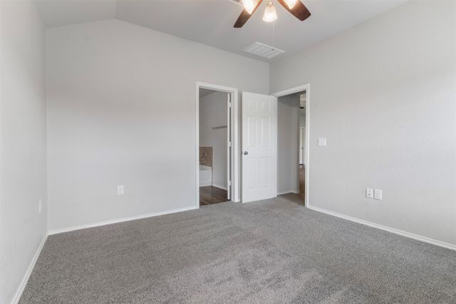 114 Courageous Side Way, Magnolia, TX 77354