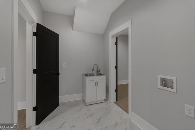 524 Martins Chapel Road, Lawrenceville, GA 30045