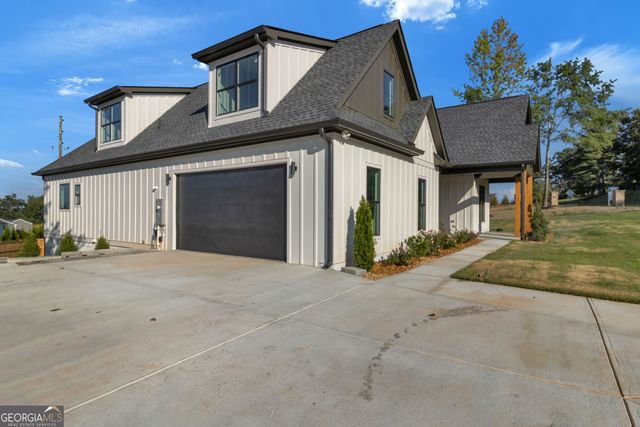 524 Martins Chapel Road, Lawrenceville, GA 30045