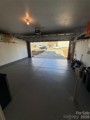 3733 Catawba Creek Drive, Gastonia, NC 28056