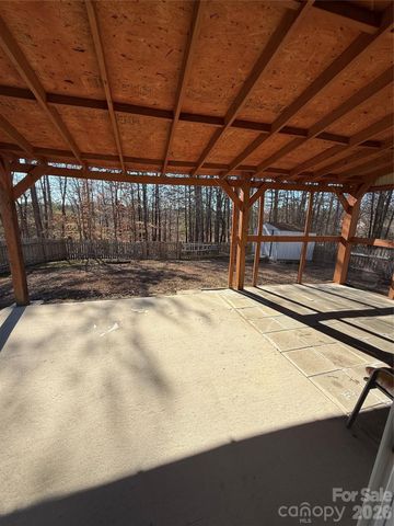 3733 Catawba Creek Drive, Gastonia, NC 28056