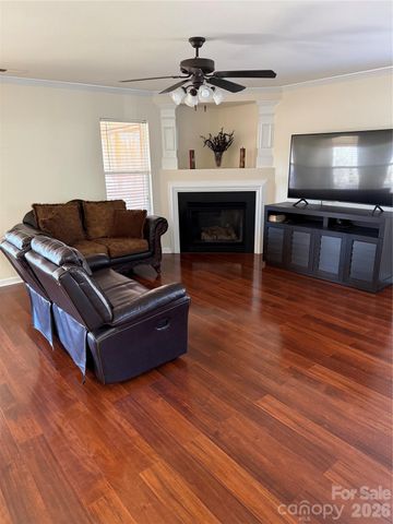 3733 Catawba Creek Drive, Gastonia, NC 28056