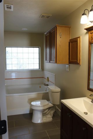 46 Crazy Cross RD, Wimberley, TX 78676