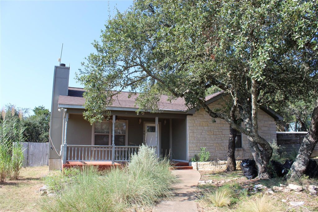 46 Crazy Cross RD, Wimberley, TX 78676