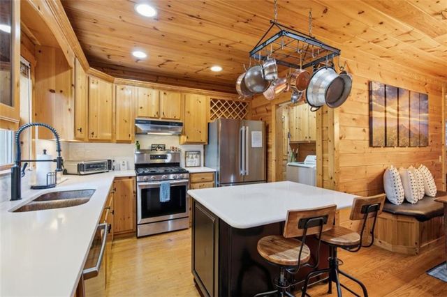 464 Whispering Pine Lane, Cherry Log, GA 30522