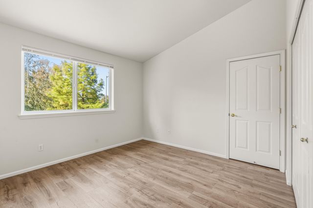 1224 N Modoc Avenue 57, Medford, OR 97504