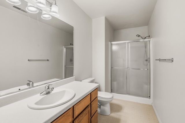 1224 N Modoc Avenue 57, Medford, OR 97504