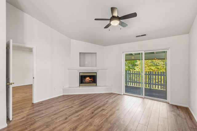 1224 N Modoc Avenue 57, Medford, OR 97504