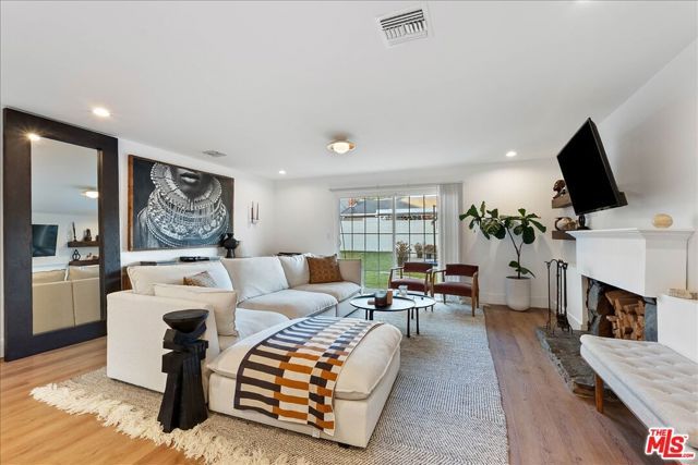 19428 Kemp Avenue, Carson, CA 90746